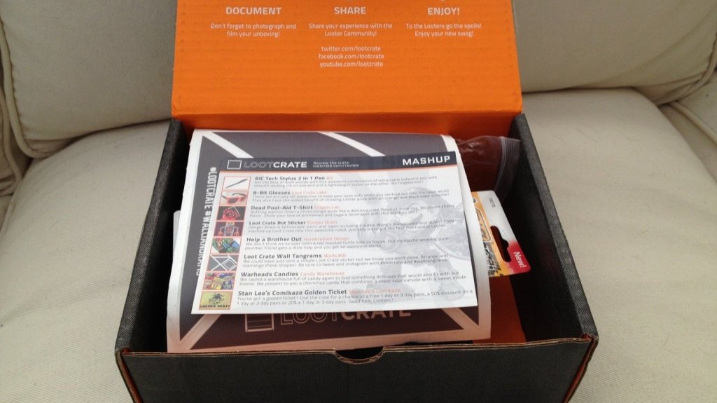 June 2013 Loot Crate&nbsp;Unboxing